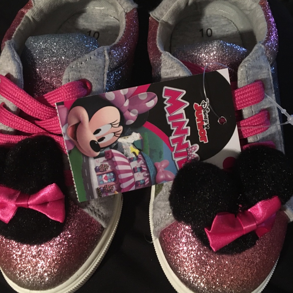 Girl’s Minnie Mouse shoes, children’s size 10